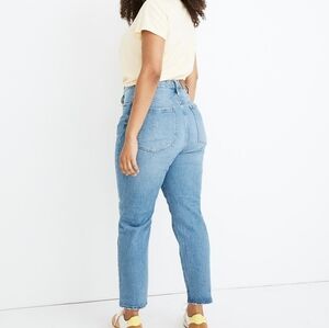 Madewell Nearwood Wash Classic Straight Jeans 28 2020